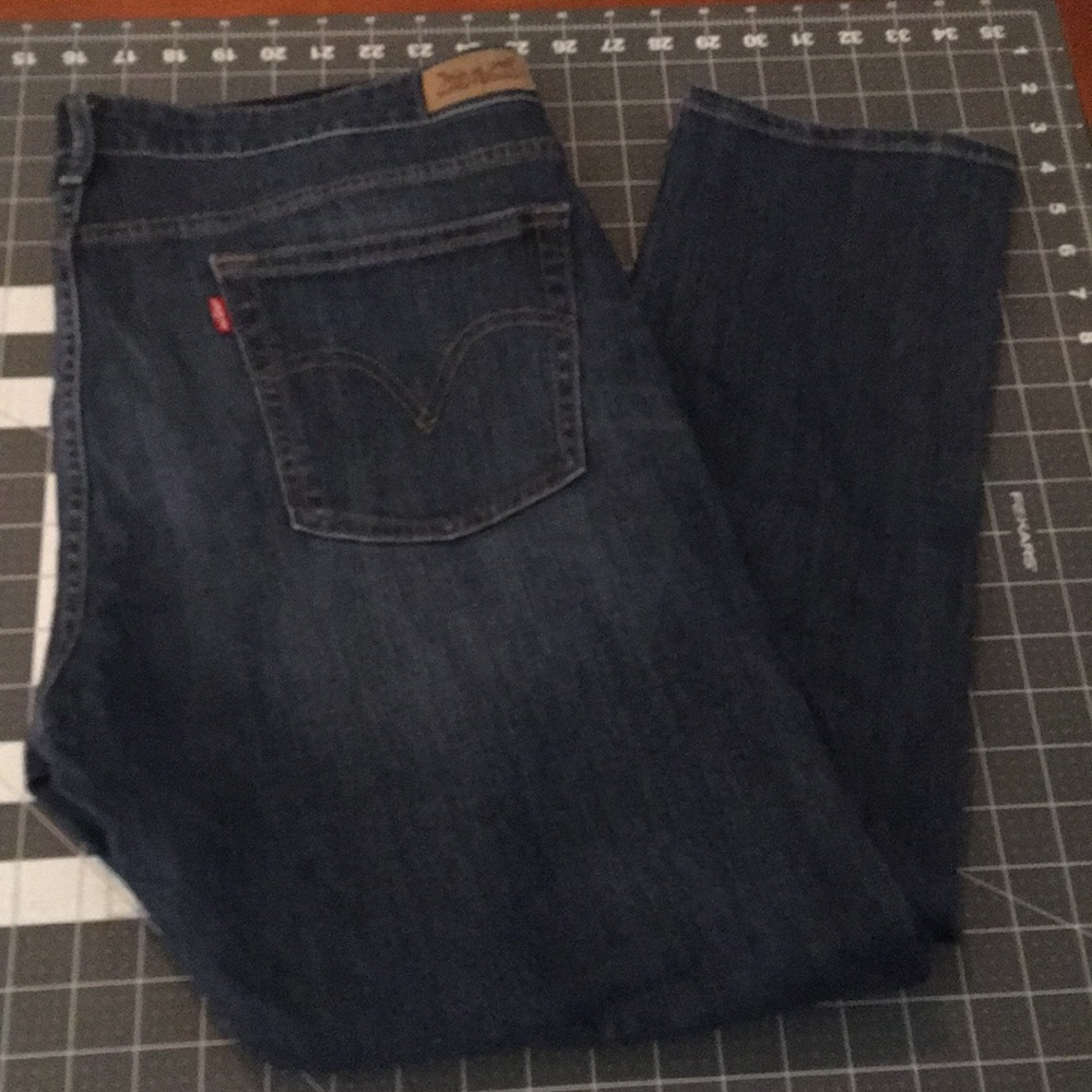 Levi Jeans - size 14